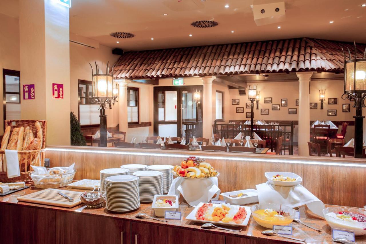 Sauerland Stern Hotel Виллинген Экстерьер фото