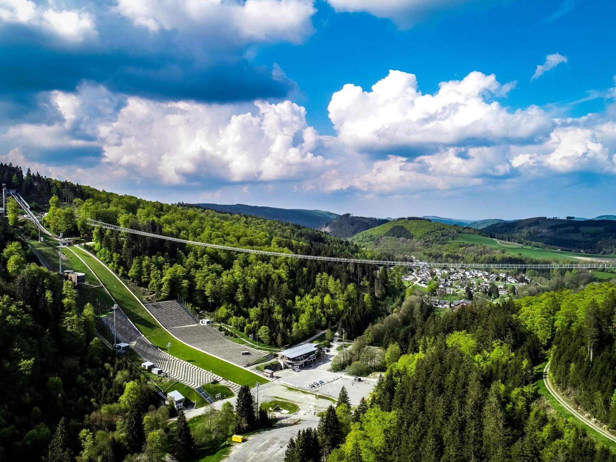 Sauerland Stern Hotel Виллинген Экстерьер фото