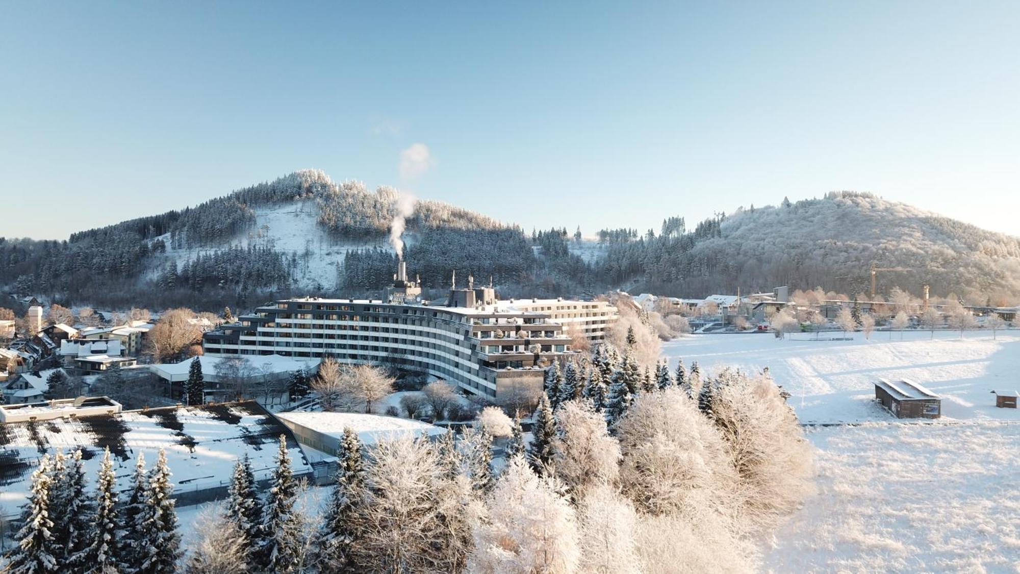 Sauerland Stern Hotel Виллинген Экстерьер фото