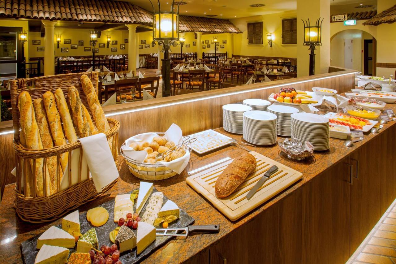 Sauerland Stern Hotel Виллинген Экстерьер фото